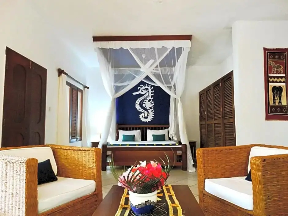 Diani Campsite & Cottages