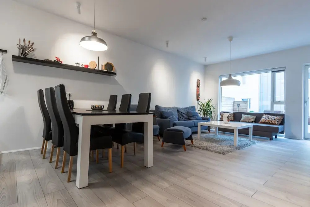 Apartment FR8