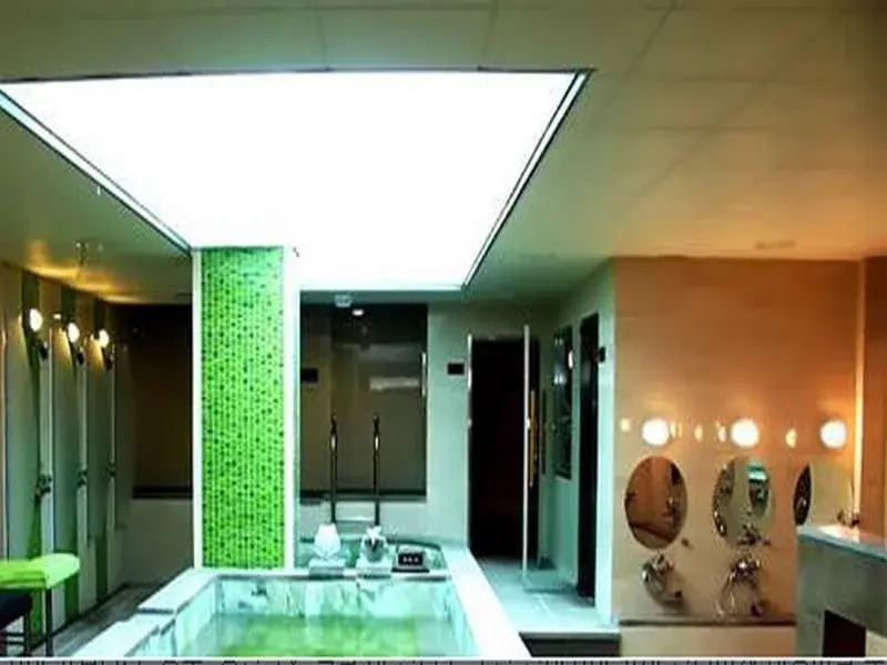 L'Casino Hotel