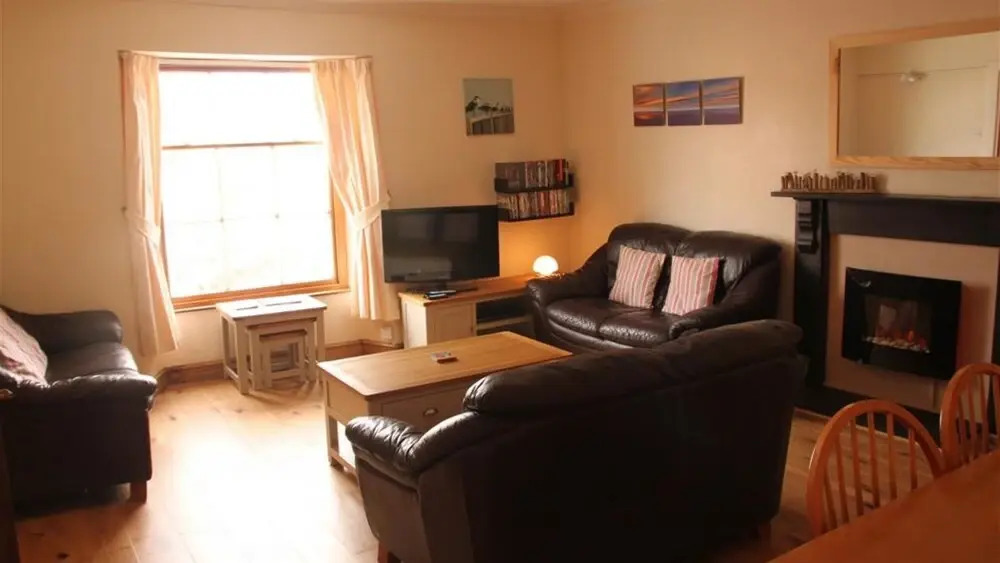 Harbour House 4