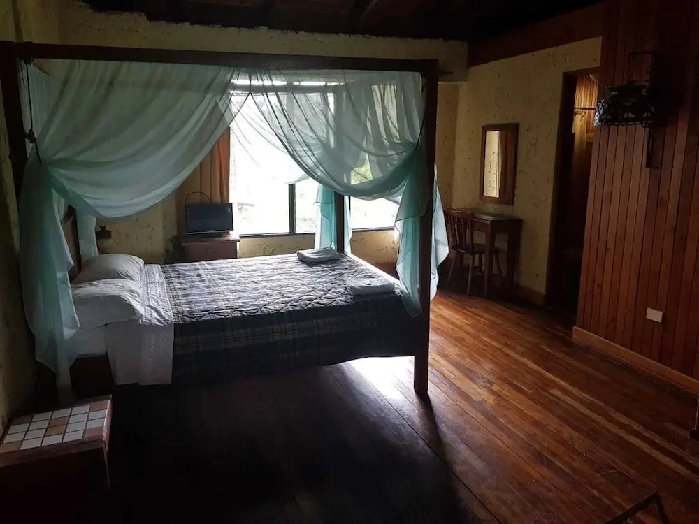 Hotel El Portico