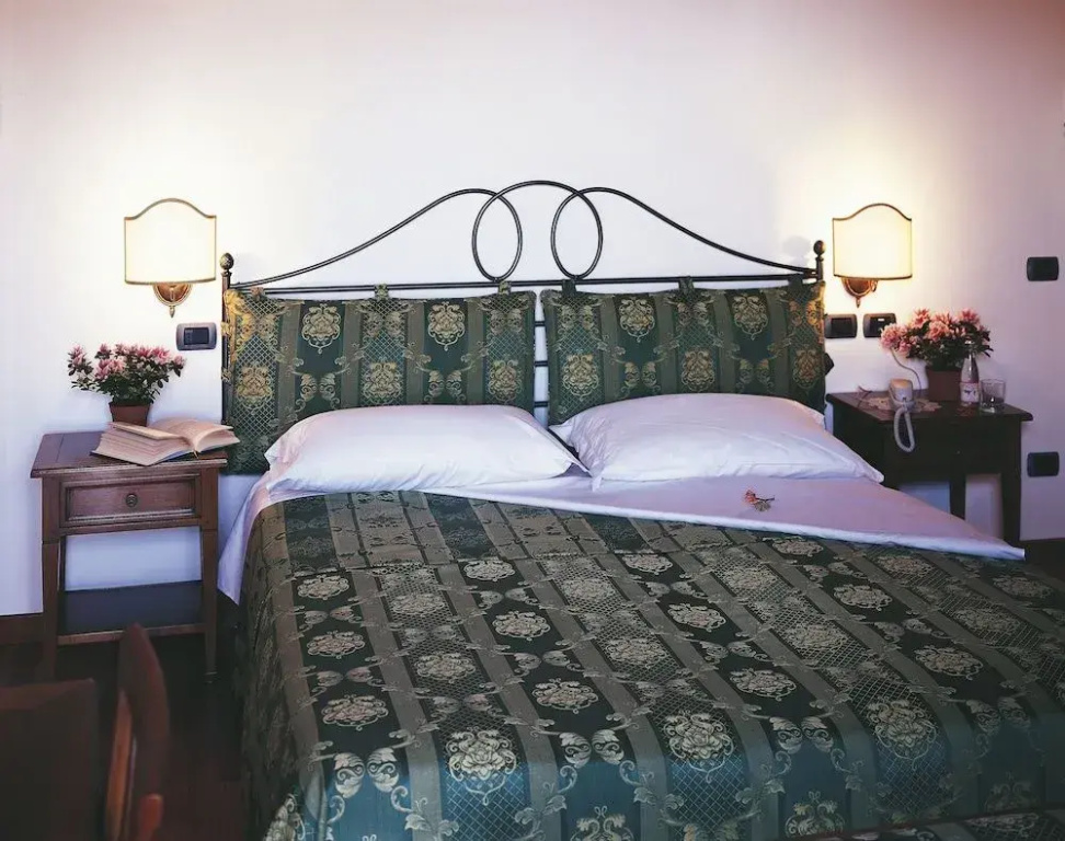 Albergo Falterona