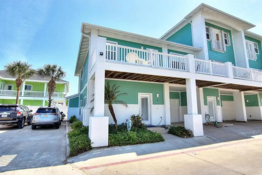 Shell Yeah by Silver Sands Vacation Rentals