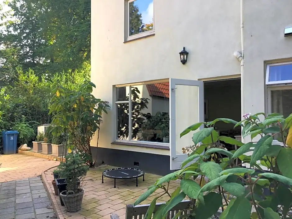 B&B In de aap gelogeerd