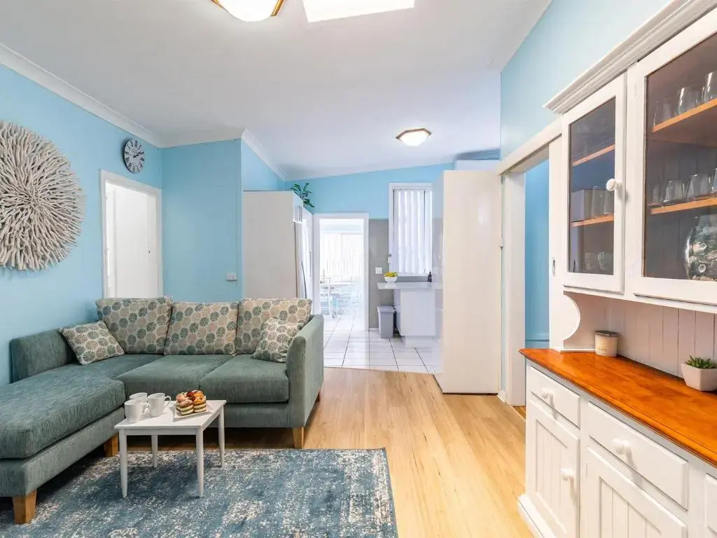 Golden Sands 2 Short Street, Air Con, Wifi, Beach View