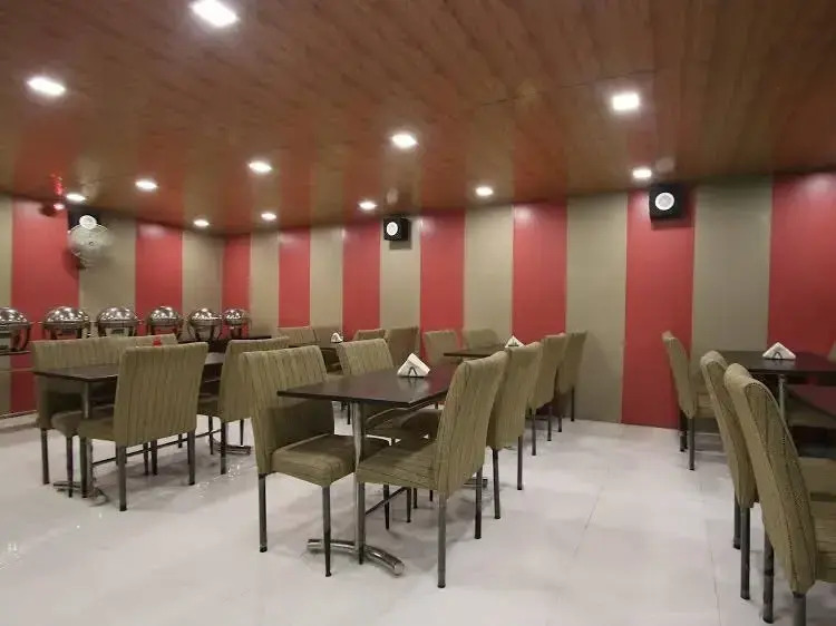 Hotel Tribhovan Palace