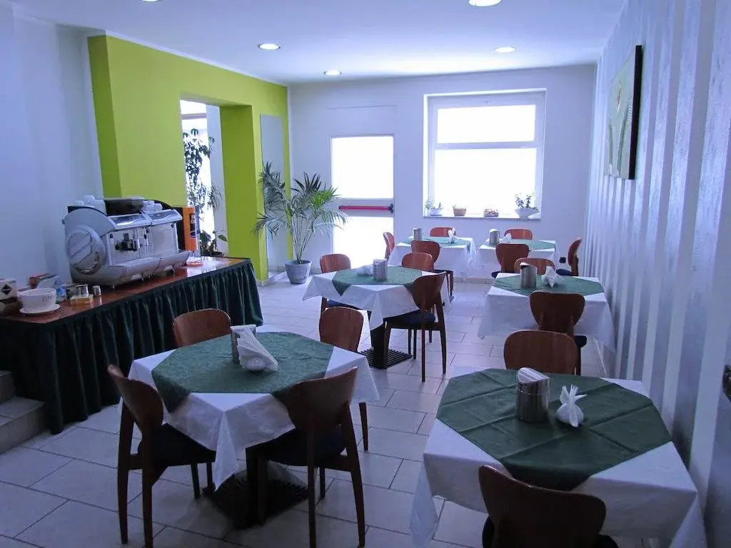 Hotel Emiliana