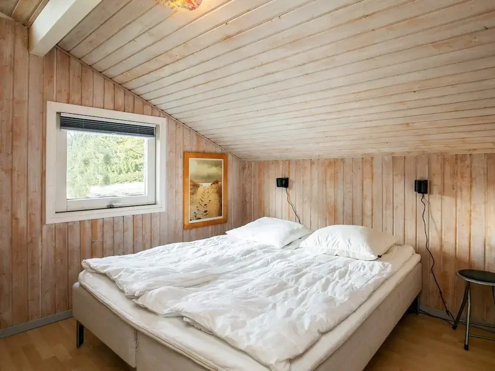 10 person holiday home in Saltum-By Traum