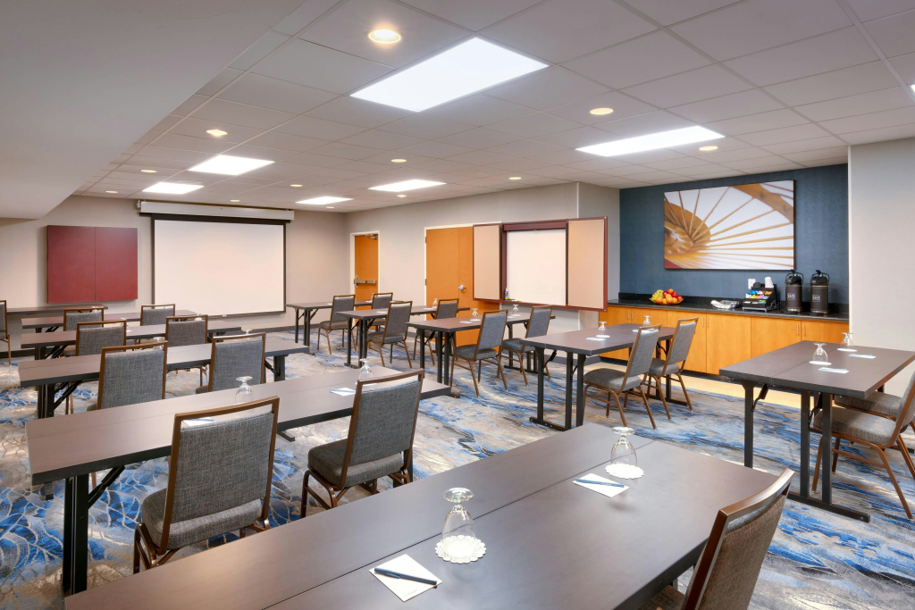 Fairfield Inn & Suites Seattle Bellevue/Redmond