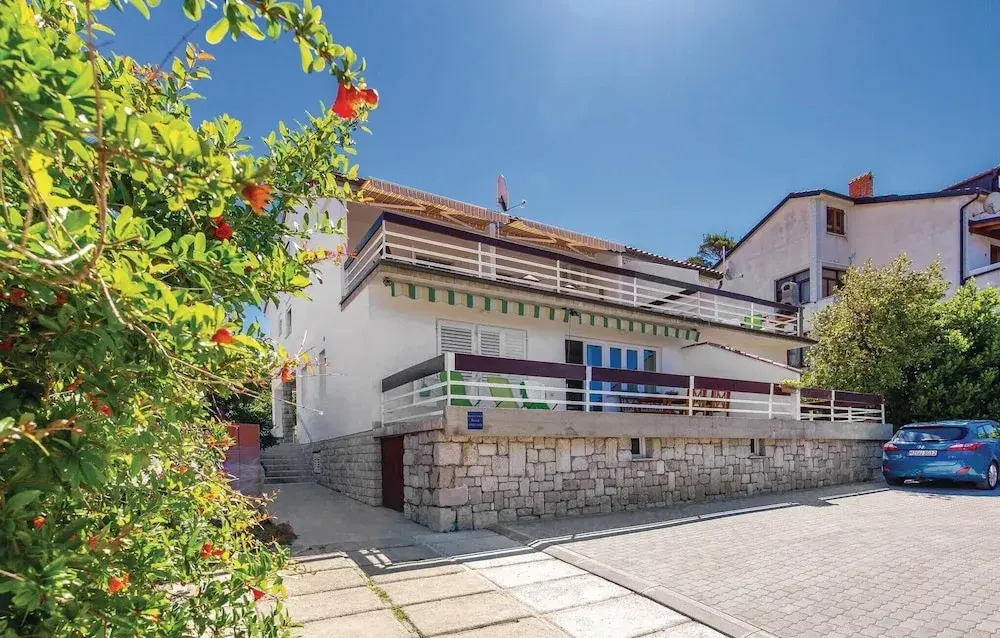 Awesome Home in Banjol With Wifi and 2 Bedrooms