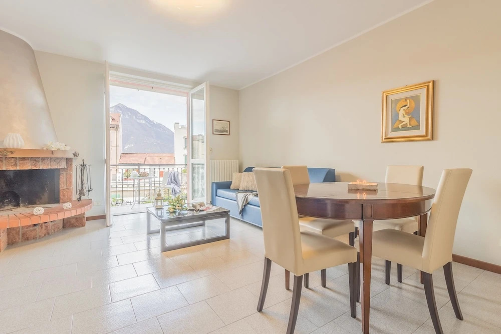 Holly House Varenna