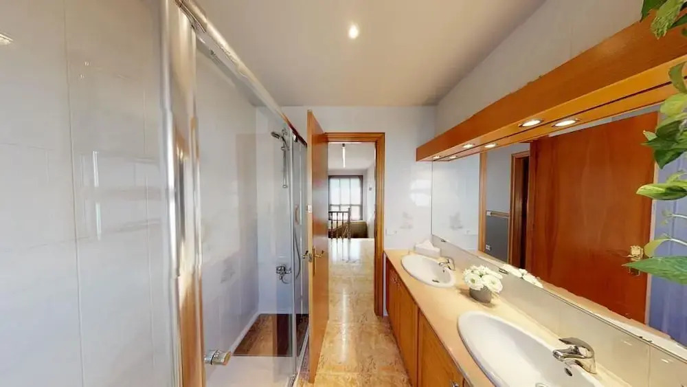 HOUSE OF JOY , CASA EN BANYOLES