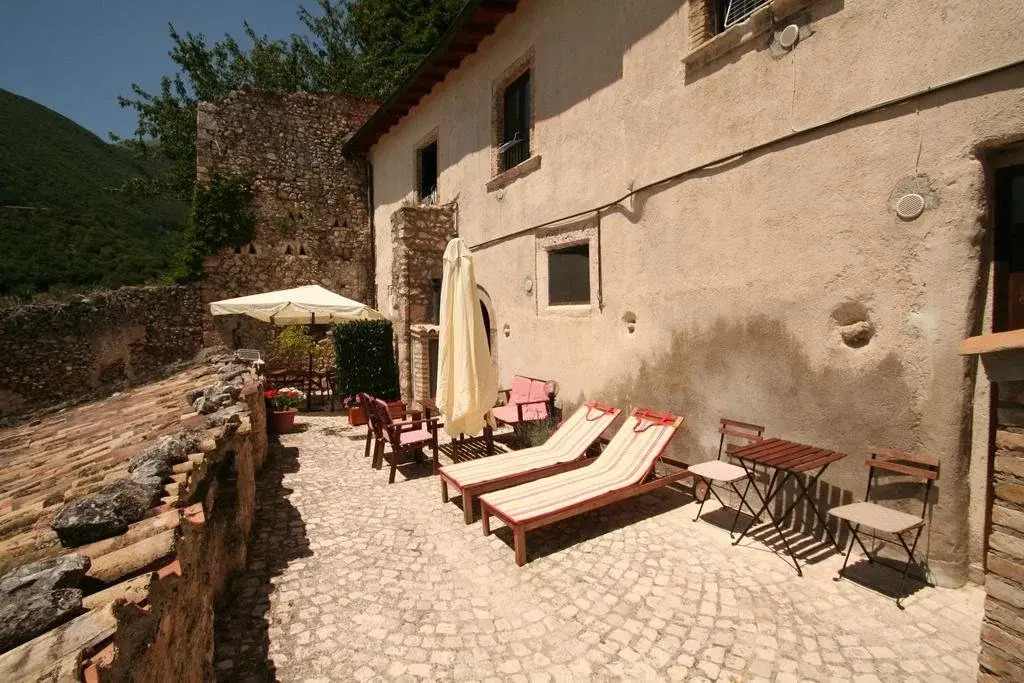 Sotto Il Castello