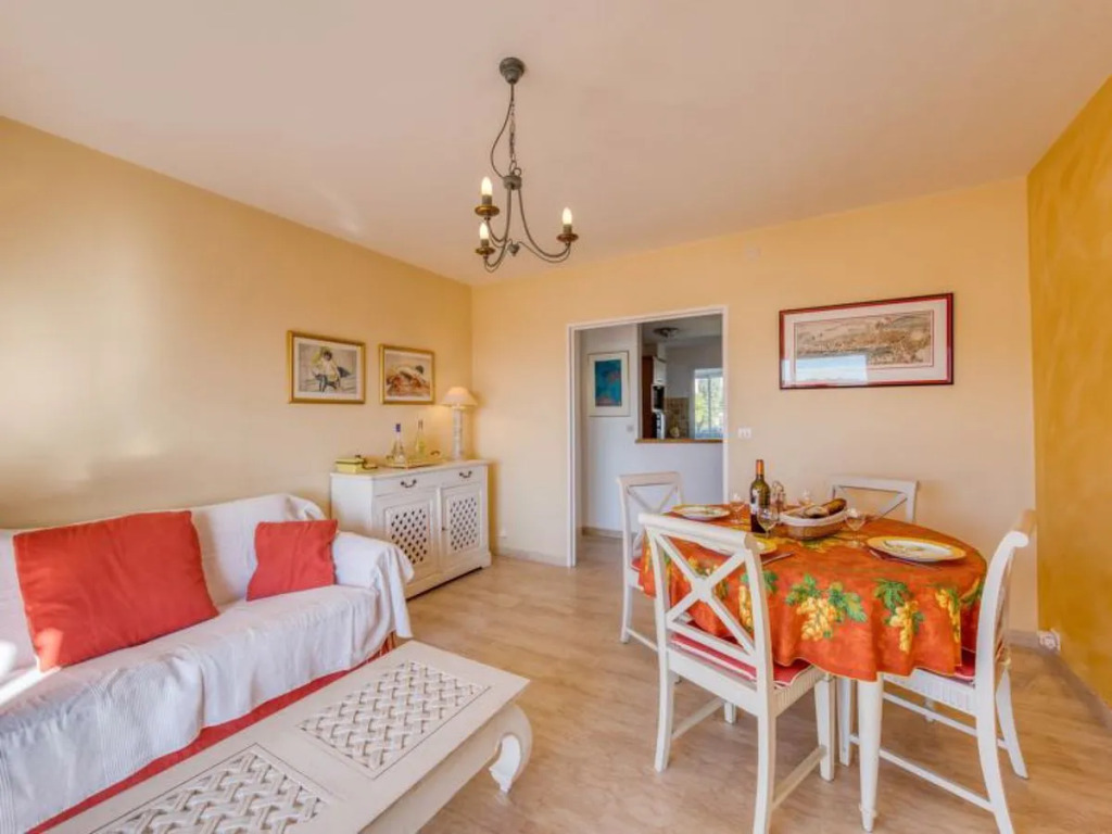 Les Pins Dores 14618