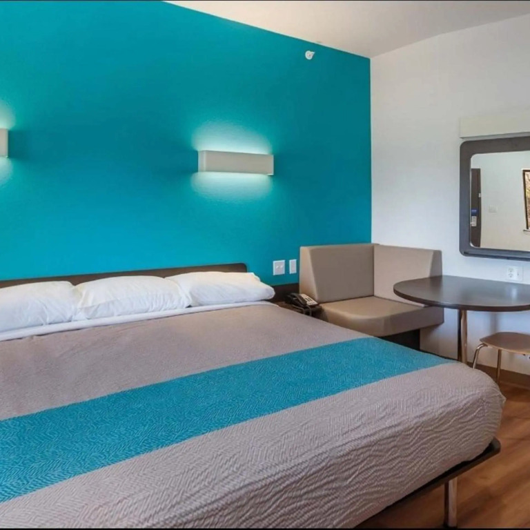 Motel 6-Channelview, TX