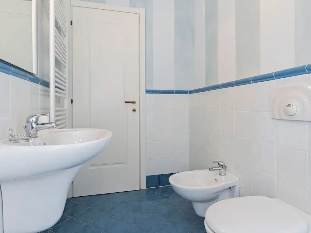 Stylish Holiday Home 3 Km From Lake Garda & Romantica Beach
