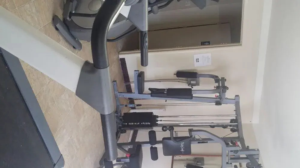 Woodridge Inn and Suites