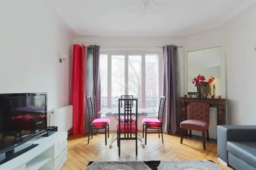 Joli F2 à Paris 16