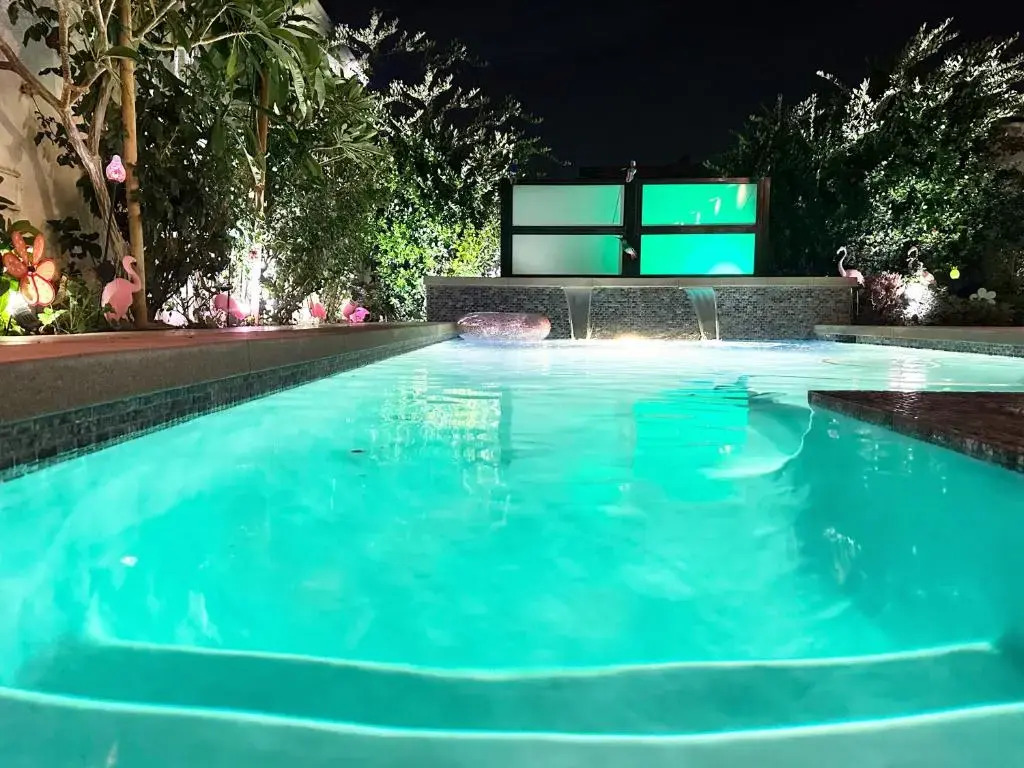 NoHo Luxury Oasis I saltwater pool-spa I lush gardens I 15 mins from Hollywood