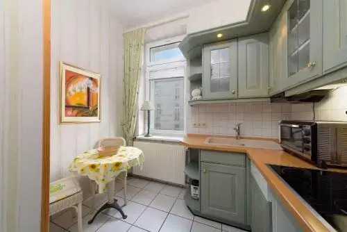 Villa Phoenix _ App_ 5