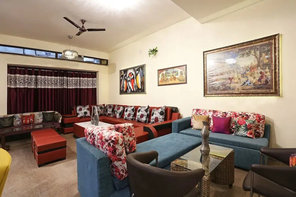 Oyo 9488 Istay Serenity Villa