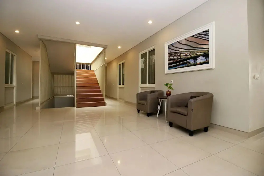 Home 899 Patal Senayan