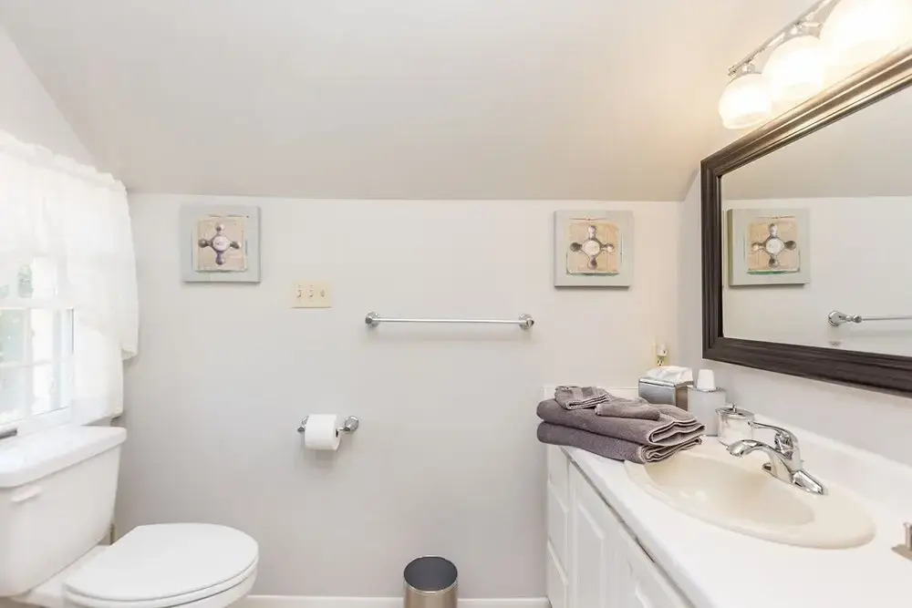Gastehaus Royal Oaks Studio Bedroom Apts by Redawning