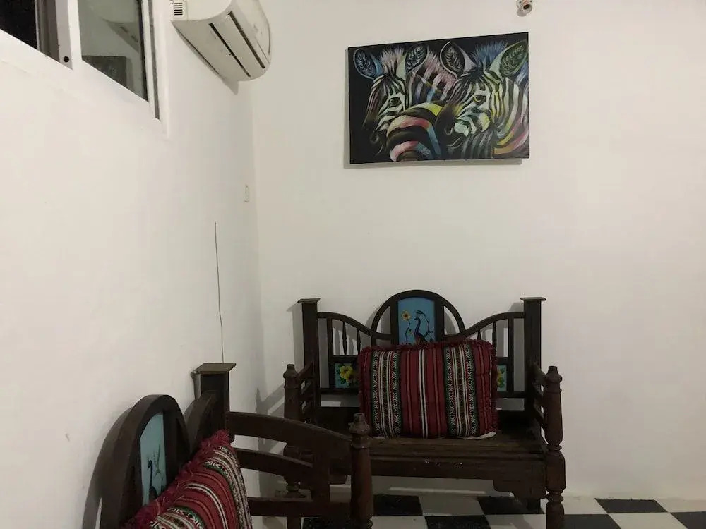 Flower Apartment