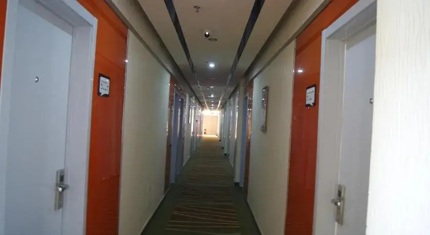 Thank Hotel Laiwu Luzhong East Street