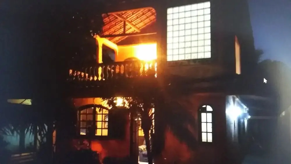 Casa 5 Quartos com piscina