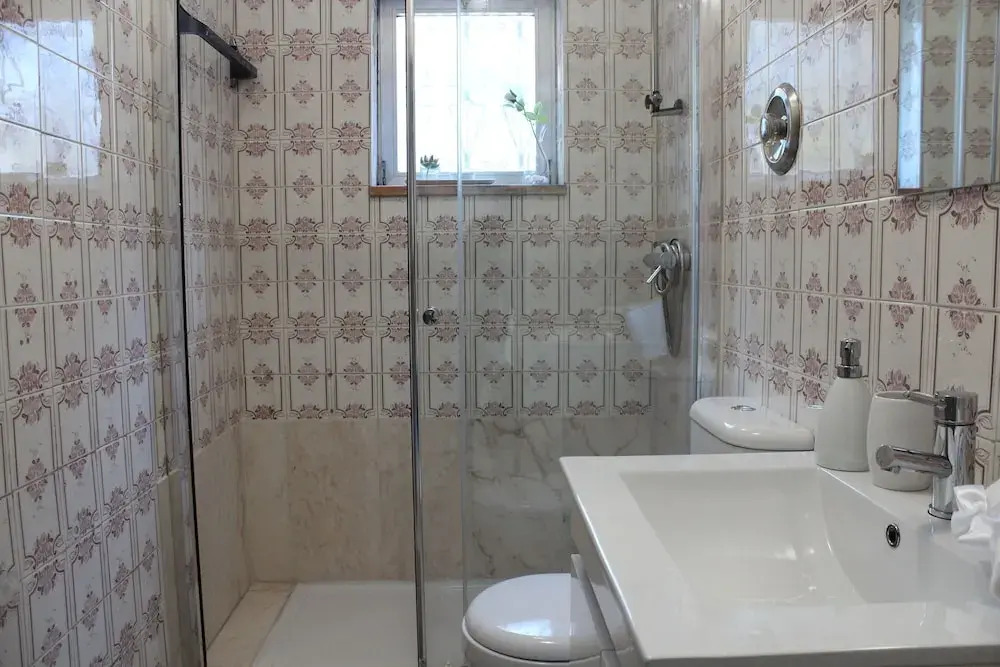 Colina Guesthouse - Braga