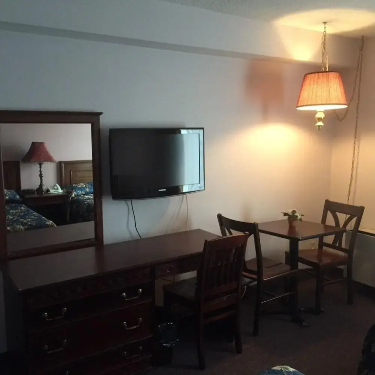 White Knight Motel