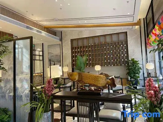 Huafu Hotel