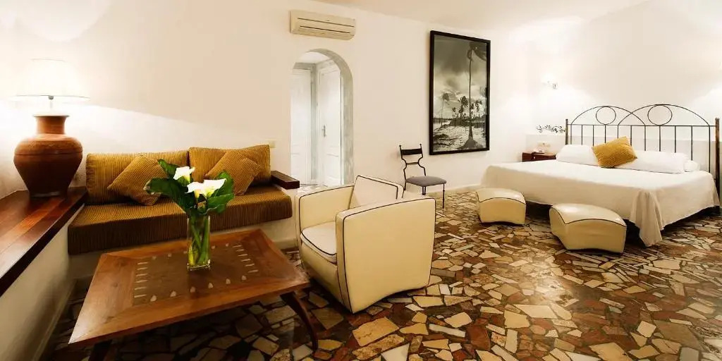 Hotel Punta Sur