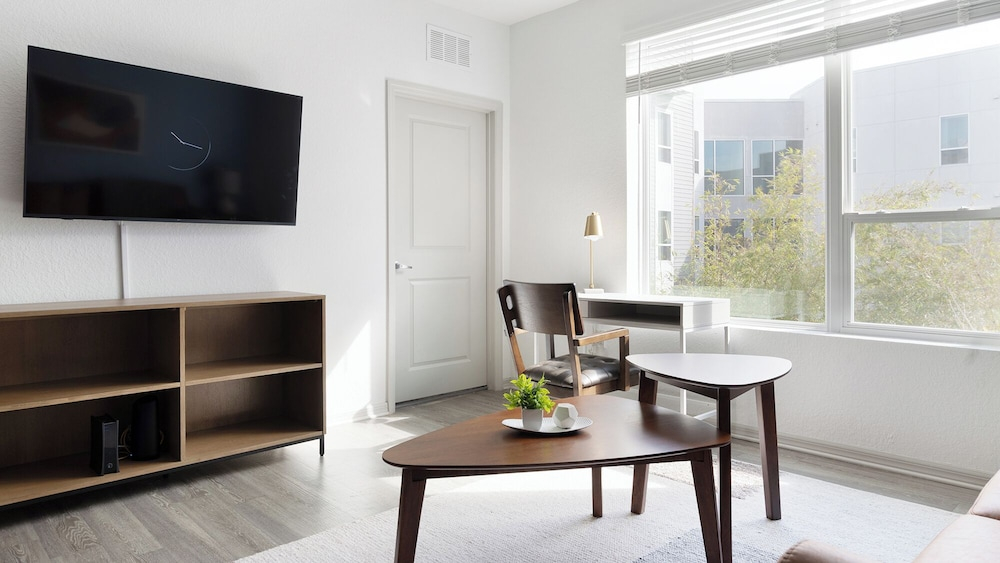 Landing Furnished Apartments - Maitland