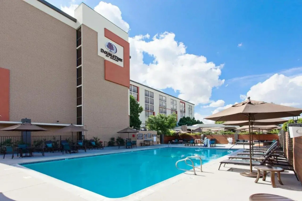 DoubleTree by Hilton San Bernardino