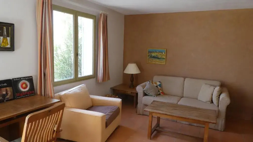 Les Hauts de Vaugines entre Lourmarin et Cucuron