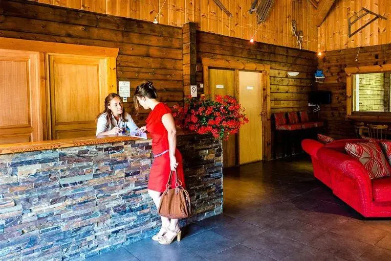 Nemea Chalets Bois De Champelle