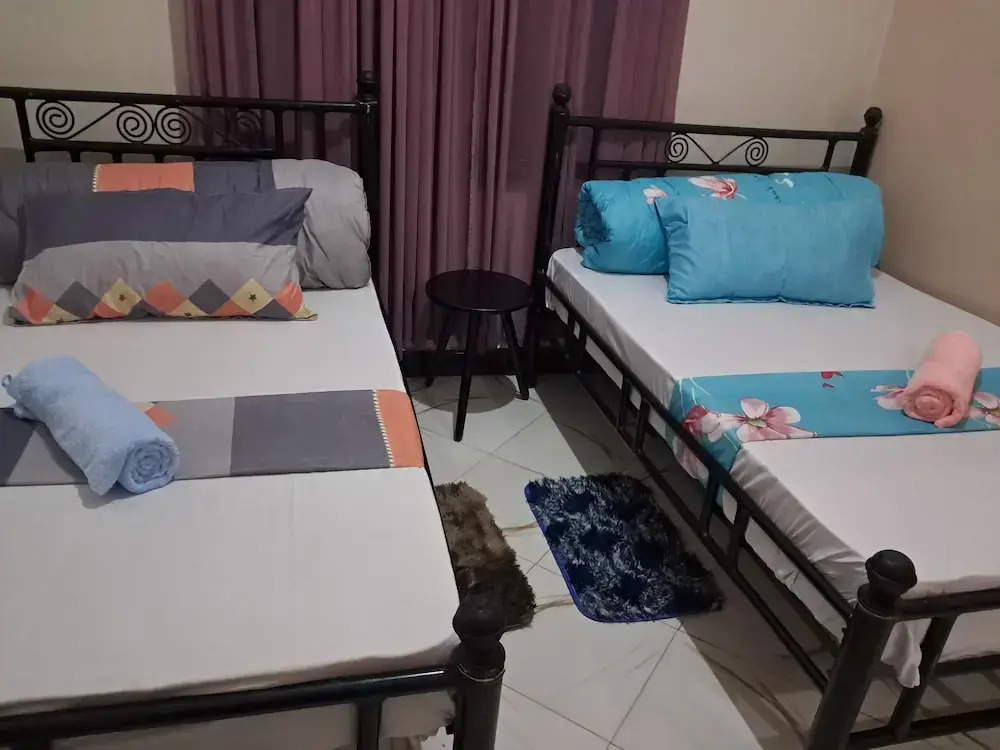 victorious chillzone hostel