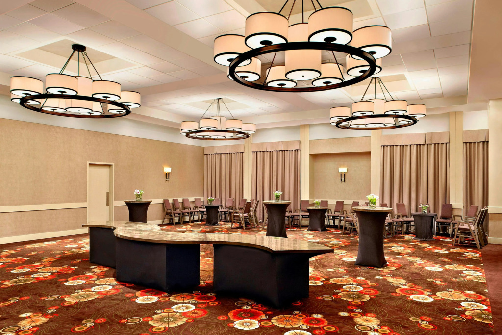 Sheraton Cavalier Calgary Hotel