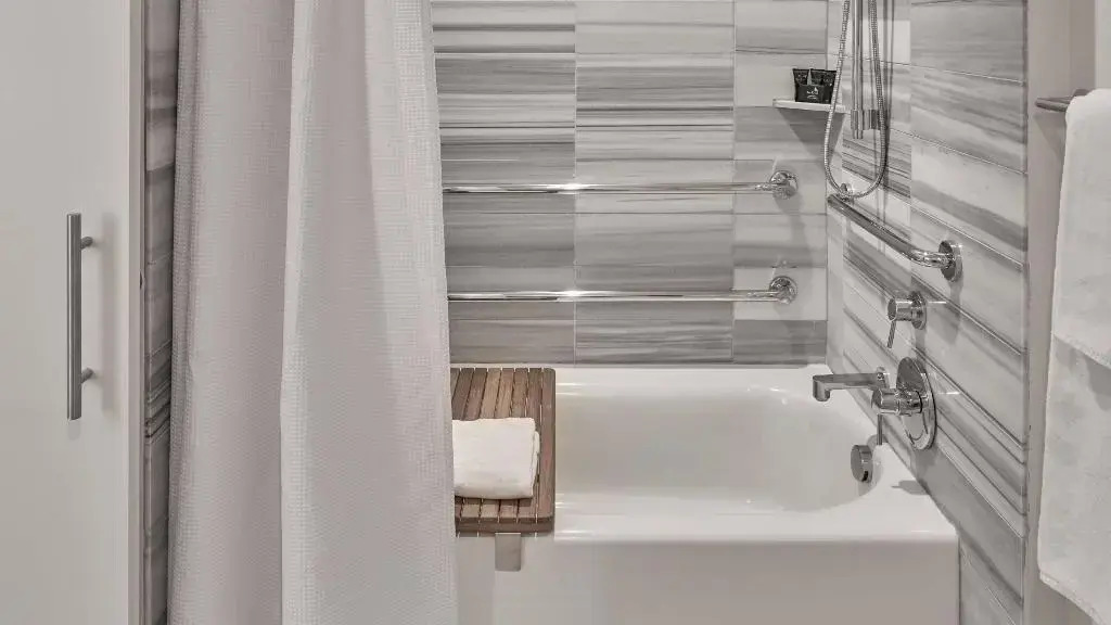 Hyatt Centric the Pike Long Beach
