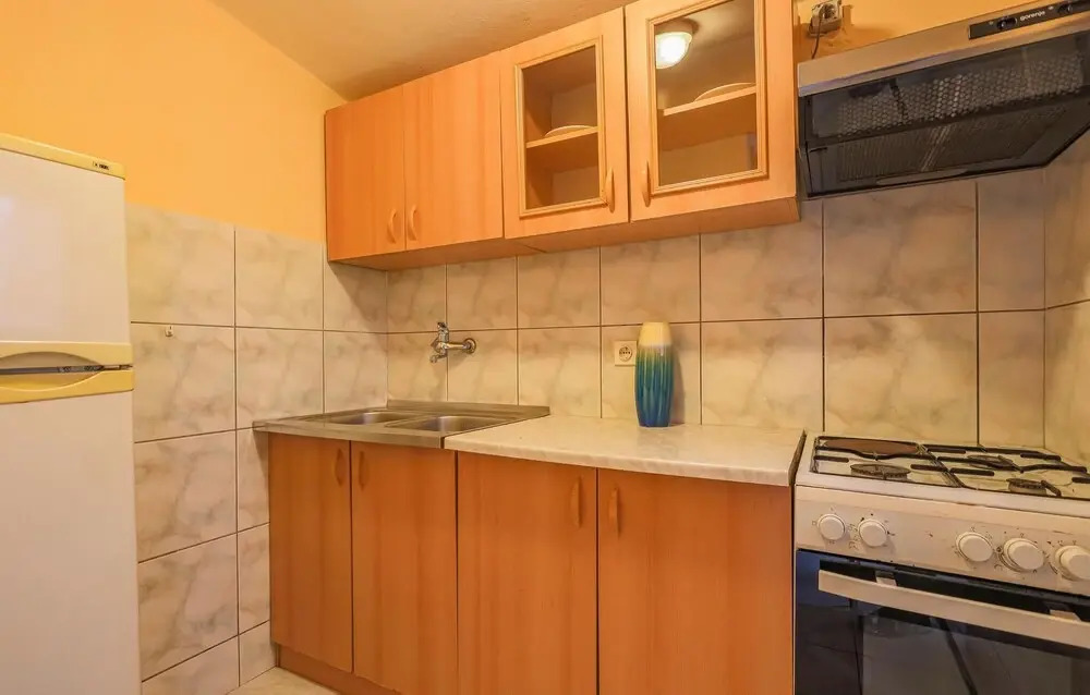 Beautiful Home in Fazana With Wifi, 5 Bedrooms and Outdoor Swimming Pool
