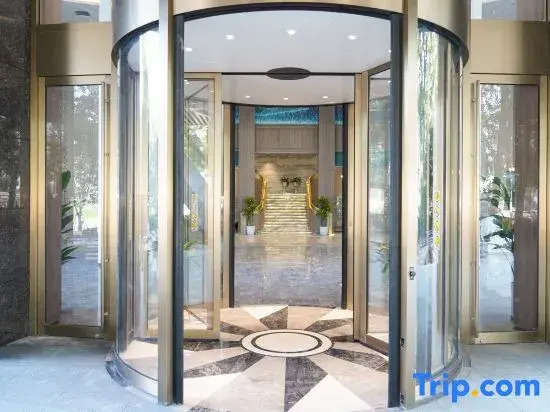 Luojia Hills Hotel