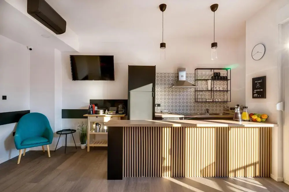 Bed & Breakfast Sky City Center