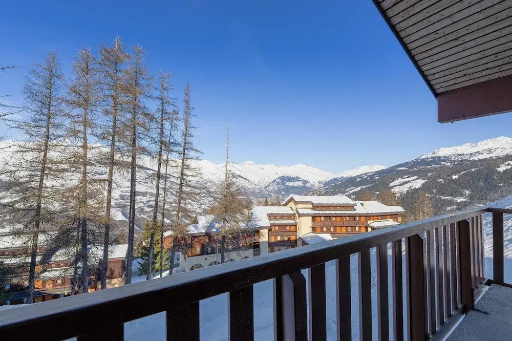 Residence LES Coches Studio in a Family Resort at the Bottom of the Slopes Bac207