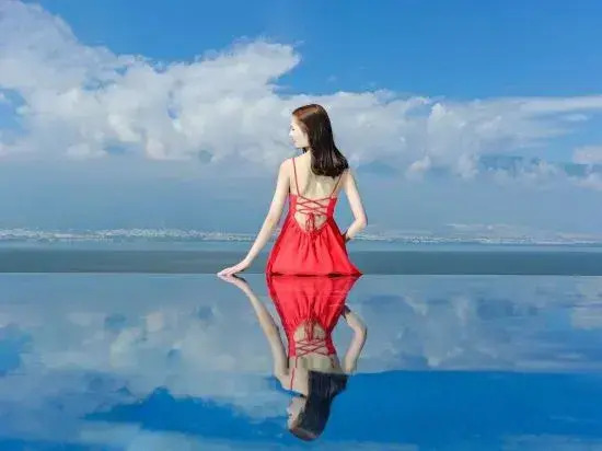 Dali Erhai Lake · Lake Residence Time Seaview Inn