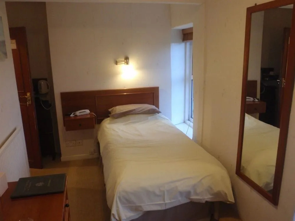 The Shaw Country Hotel
