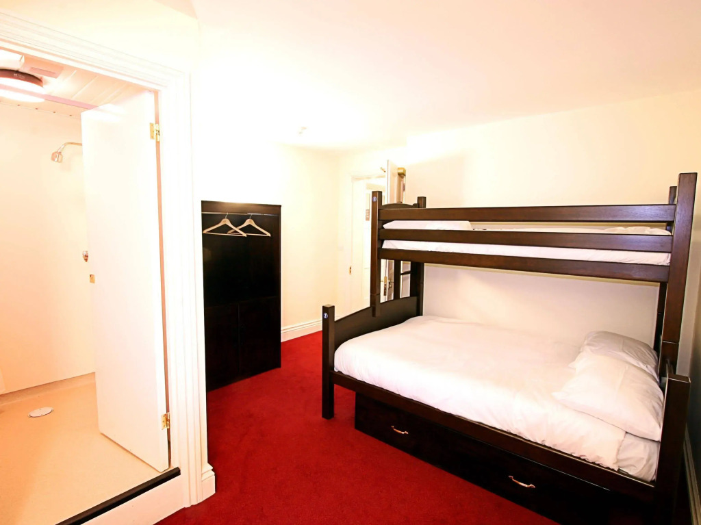Palmers Lodge Swiss Cottage