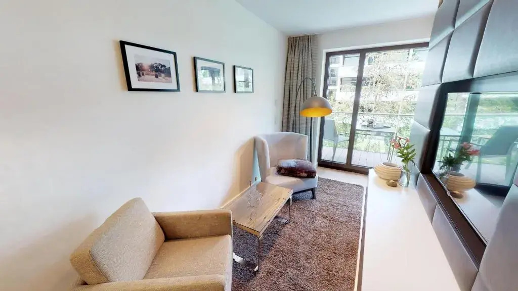 White Pearl Apartment 1.14