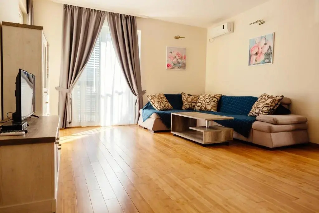 Apartments Nirgilija